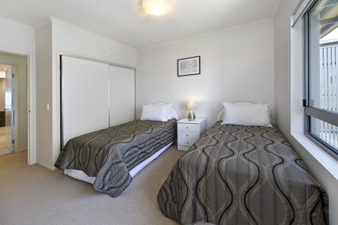 On The Bay Apartments - Tweed Heads Accommodation 17
