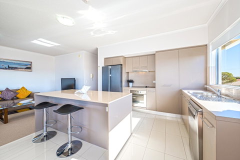 On The Bay Apartments - Tweed Heads Accommodation 4