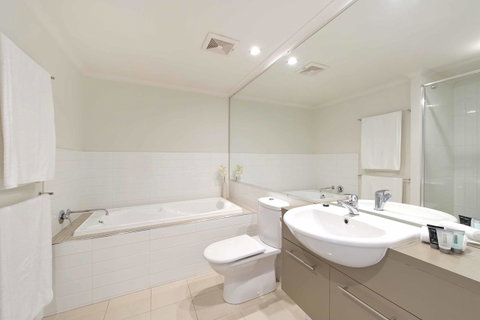 On The Bay Apartments - Tweed Heads Accommodation 20