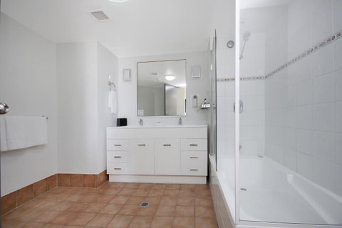 Sovereign On The Gold Coast - Tweed Heads Accommodation 24