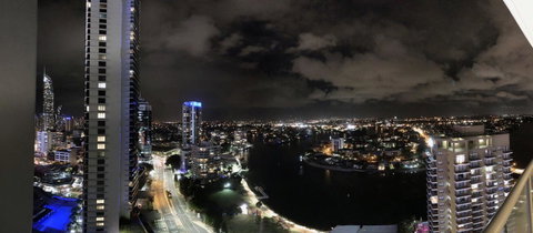 Private 2 Bedroom Apartment @ Chevron Towers - Tweed Heads Accommodation 10