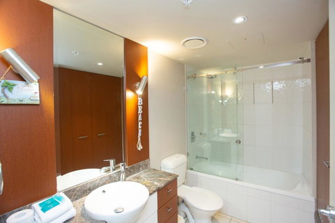 Chevron Renaissance - Private Apartments - Tweed Heads Accommodation 4