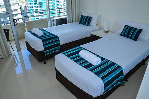 Zenith Ocean Front Apartments - Tweed Heads Accommodation 35
