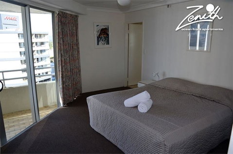 Zenith Ocean Front Apartments - Tweed Heads Accommodation 5