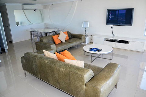 Zenith Ocean Front Apartments - Tweed Heads Accommodation 36