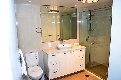 Zenith Ocean Front Apartments - Tweed Heads Accommodation 39