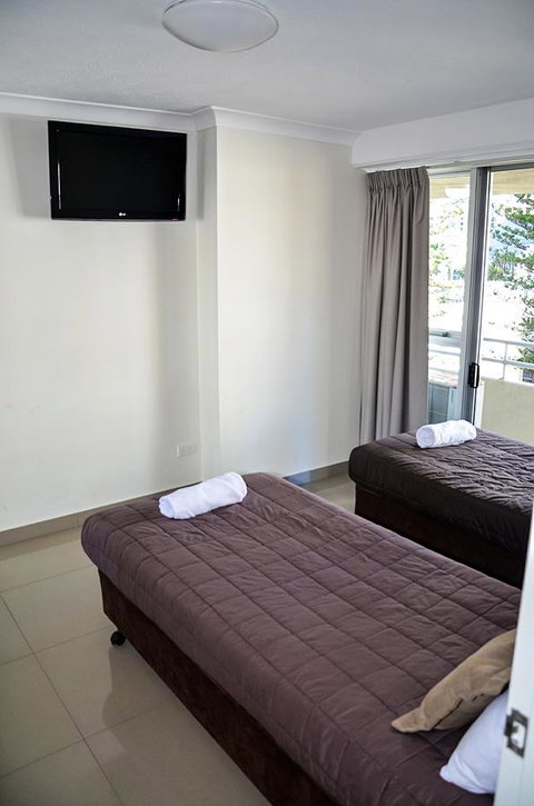 Zenith Ocean Front Apartments - Tweed Heads Accommodation 32