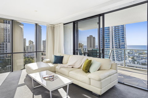 Holiday Holiday Circle On Cavill Apartments - Tweed Heads Accommodation 42