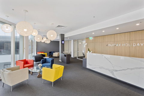 Holiday Holiday Circle On Cavill Apartments - Tweed Heads Accommodation 29