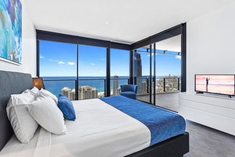 Holiday Holiday Circle On Cavill Apartments - Tweed Heads Accommodation 41