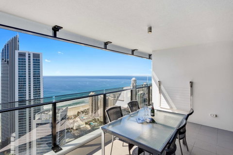 Holiday Holiday Circle On Cavill Apartments - Tweed Heads Accommodation 26
