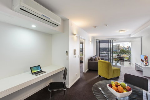 Code Apartments - Tweed Heads Accommodation 41