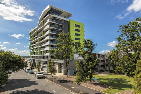 Code Apartments - Tweed Heads Accommodation 0