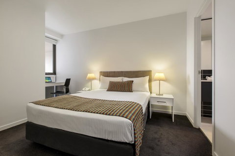 Code Apartments - Tweed Heads Accommodation 9