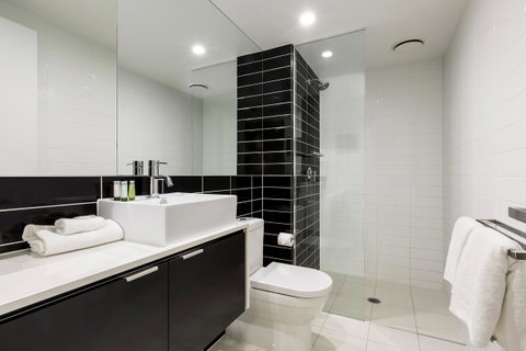 Code Apartments - Tweed Heads Accommodation 32