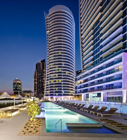 Hilton Surfers Paradise Residences - Tweed Heads Accommodation 0
