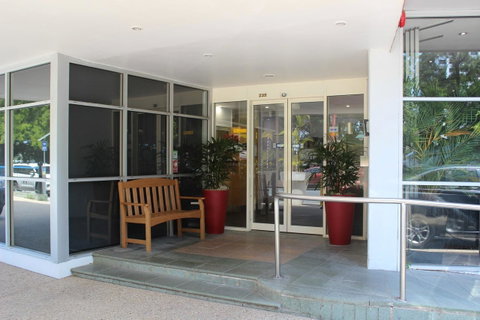 Madison Tower Mill Hotel - Tweed Heads Accommodation 1