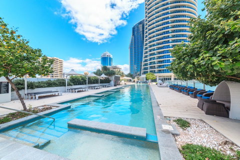 Number 1 H Residences - WiFi, Parking & More By Gold Coast Holidays - Tweed Heads Accommodation 38
