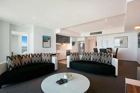 Number 1 H Residences - WiFi, Parking & More By Gold Coast Holidays - Tweed Heads Accommodation 11