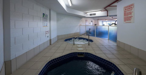 Surfers Hawaiian Holiday Apartments - Tweed Heads Accommodation 20