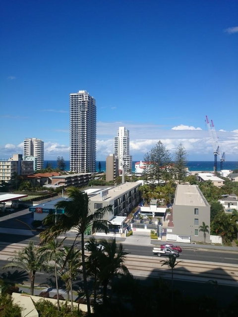 Surfers Hawaiian Holiday Apartments - Tweed Heads Accommodation 32