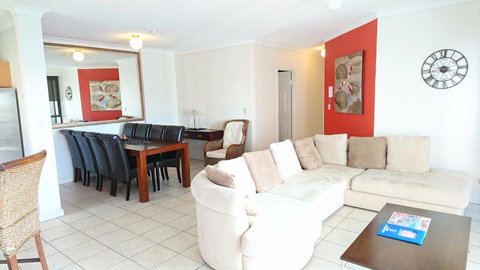 Surfers Hawaiian Holiday Apartments - Tweed Heads Accommodation 23