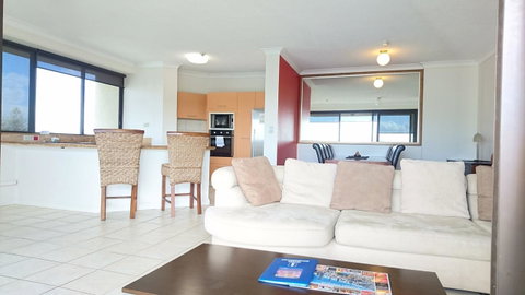 Surfers Hawaiian Holiday Apartments - Tweed Heads Accommodation 18