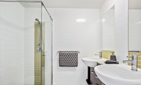 Wings Resort, Apartments And 2 Story Penthouses - We Accommodate - Tweed Heads Accommodation 3