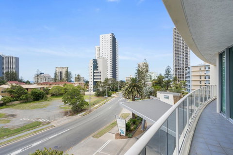 Wings Resort, Apartments And 2 Story Penthouses - We Accommodate - Tweed Heads Accommodation 9