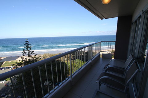 Narrowneck Court Holiday Apartments - Tweed Heads Accommodation 10
