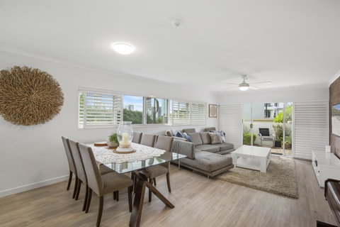 Narrowneck Court Holiday Apartments - Tweed Heads Accommodation 8