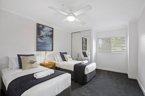 Narrowneck Court Holiday Apartments - Tweed Heads Accommodation 6