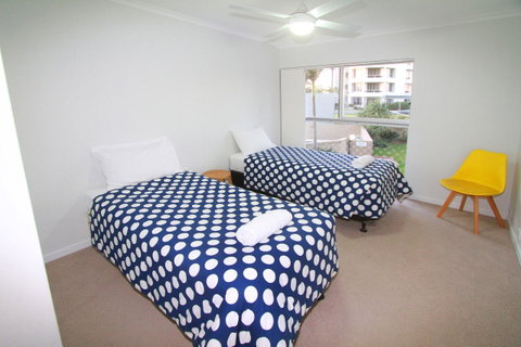 Narrowneck Court Holiday Apartments - Tweed Heads Accommodation 40