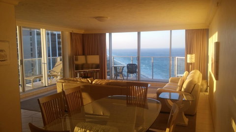 Hi Surf Beachfront Resort Apartments - Tweed Heads Accommodation 2