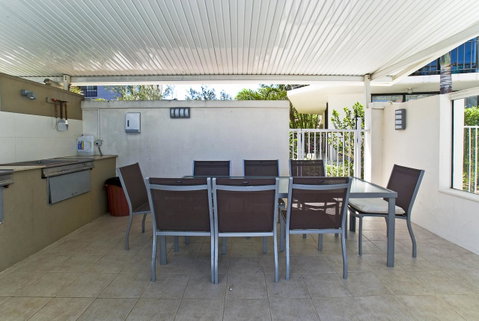 Hi Surf Beachfront Resort Apartments - Tweed Heads Accommodation 32
