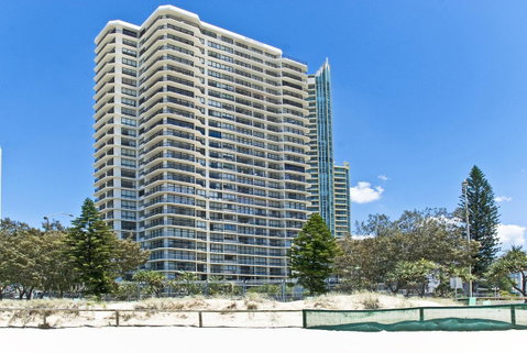 Hi Surf Beachfront Resort Apartments - Tweed Heads Accommodation 5