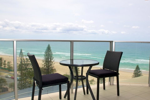 Hi Surf Beachfront Resort Apartments - Tweed Heads Accommodation 12
