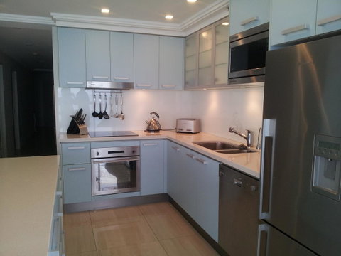 Hi Surf Beachfront Resort Apartments - Tweed Heads Accommodation 4