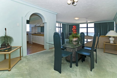 Hi Surf Beachfront Resort Apartments - Tweed Heads Accommodation 36