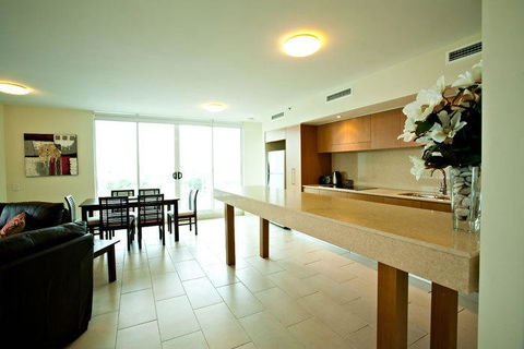 Lanai Riverside Apartments - Tweed Heads Accommodation 9