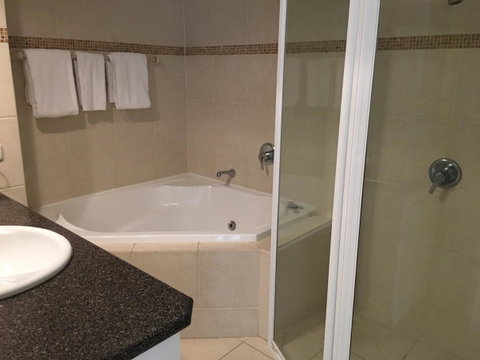 The Penthouses Apartments - Tweed Heads Accommodation 38