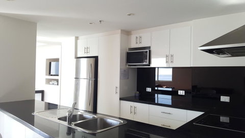 The Penthouses Apartments - Tweed Heads Accommodation 4