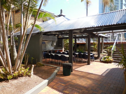 Surfers Century Oceanside Apartments - Tweed Heads Accommodation 30