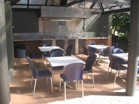 Surfers Century Oceanside Apartments - Tweed Heads Accommodation 36