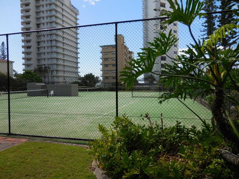 Surfers Century Oceanside Apartments - Tweed Heads Accommodation 32