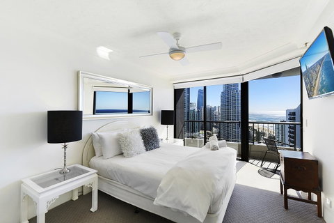 Surfers Century Oceanside Apartments - Tweed Heads Accommodation 2