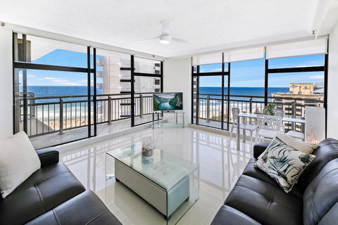 Beachcomber Holiday Apartment - Tweed Heads Accommodation 7
