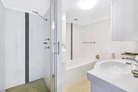 Beachcomber Holiday Apartment - Tweed Heads Accommodation 10