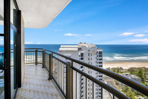 Beachcomber Holiday Apartment - Tweed Heads Accommodation 3