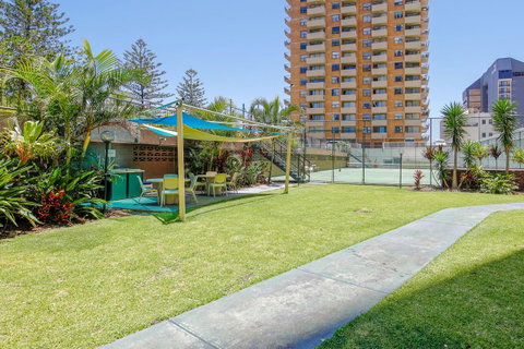 Beachcomber Holiday Apartment - Tweed Heads Accommodation 20